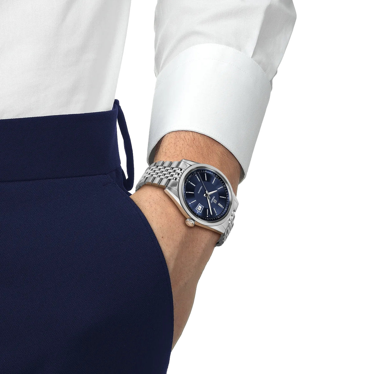 Visodate 39mm - Blue on Bracelet