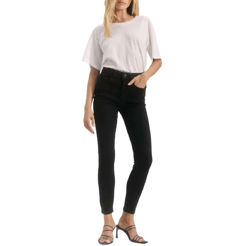 Larchmont Skinny Jeans In Onyx